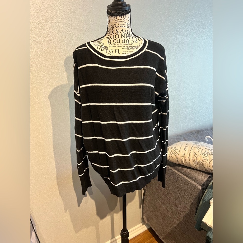 Banana Republic Black and White Striped Lightweight Sweater